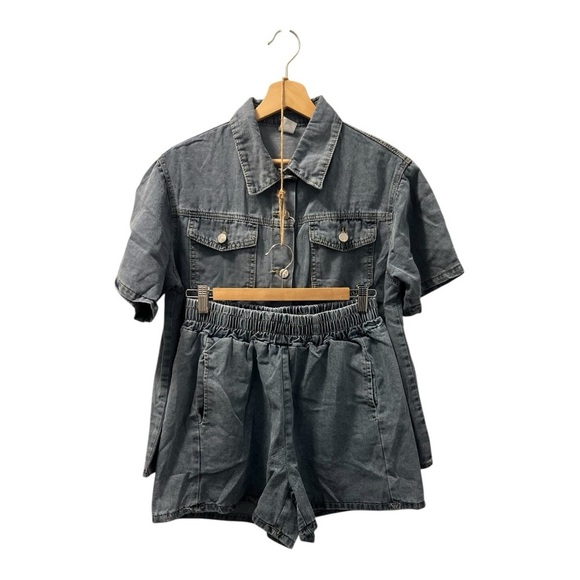 Denim Shirt and Shorts Set - Picture 4 of 4